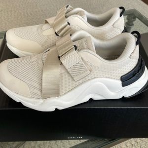Sorel Sneakers